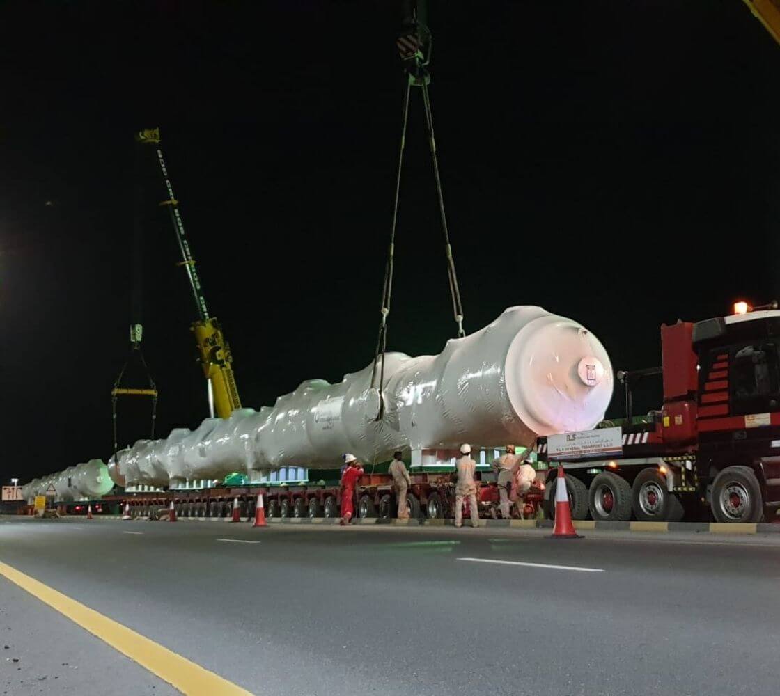 Read more about the article 60 M LONG & 190 TONS DEMETHANIZER (2 NOS) TRANSPORTATION FROM FUJAIRAH FZE TO FUJAIRAH PORT (UAE)